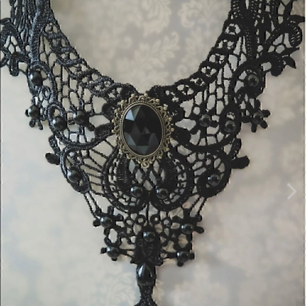 NWT Goth Black Lace Aristocracy Victorian Necklace